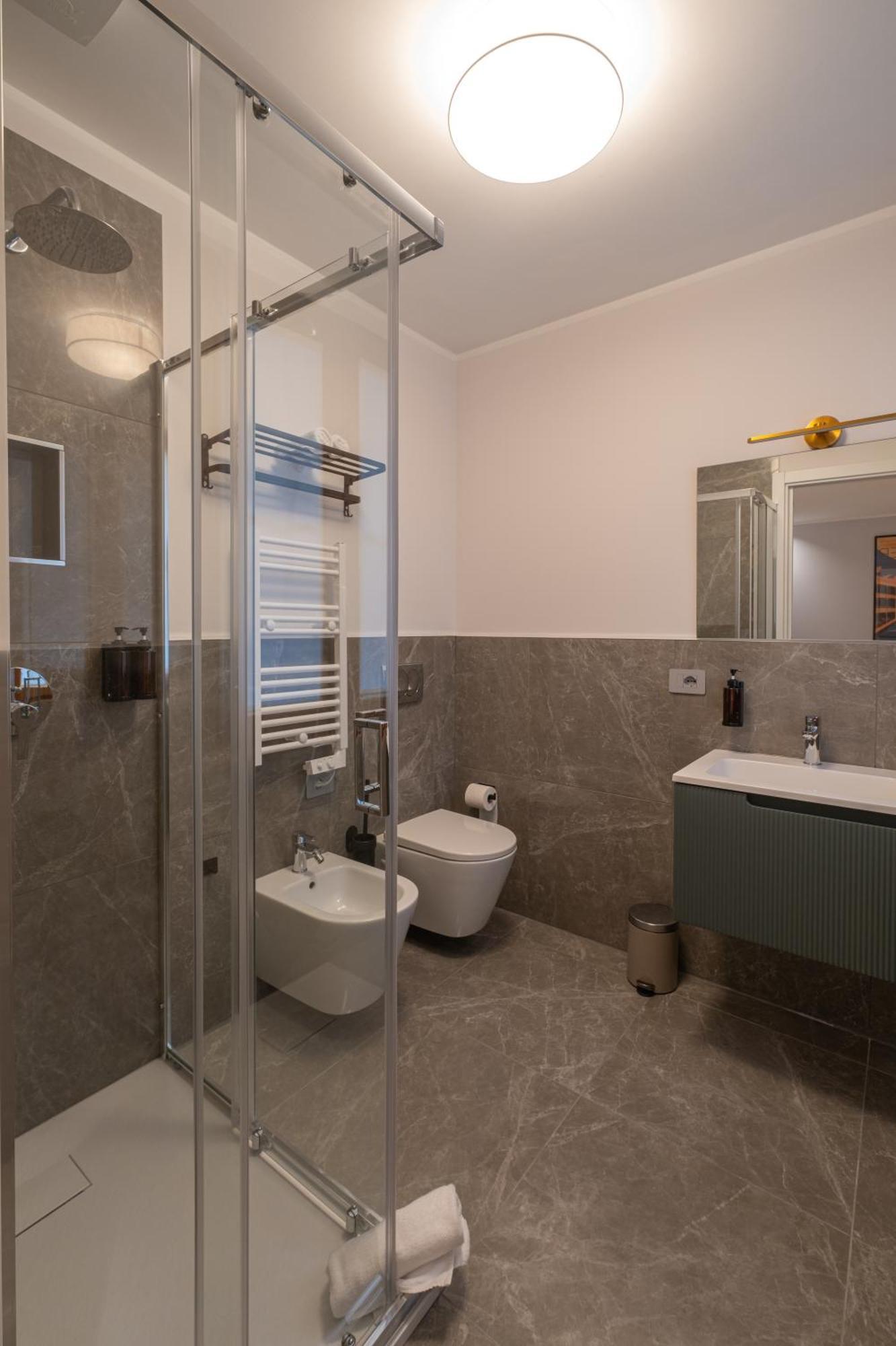 23 Suites Триест Екстериор снимка